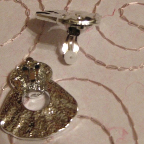 Go Go Deco Silver Celluloid Clip ON Back Earrings with Rhinestones Retro Jewelry - Picture 5 of 5